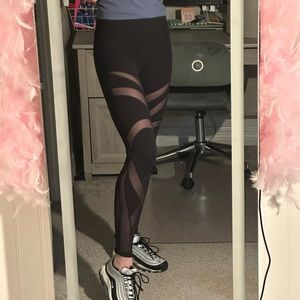 Lululemon mesh leggings